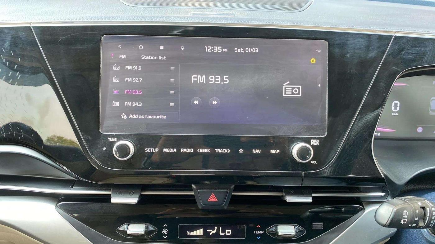 2022 KIA CARENS LUXURY 1.5 DIESEL 7 STR, Diesel, Manual, 40,966 km, Air Conditioner