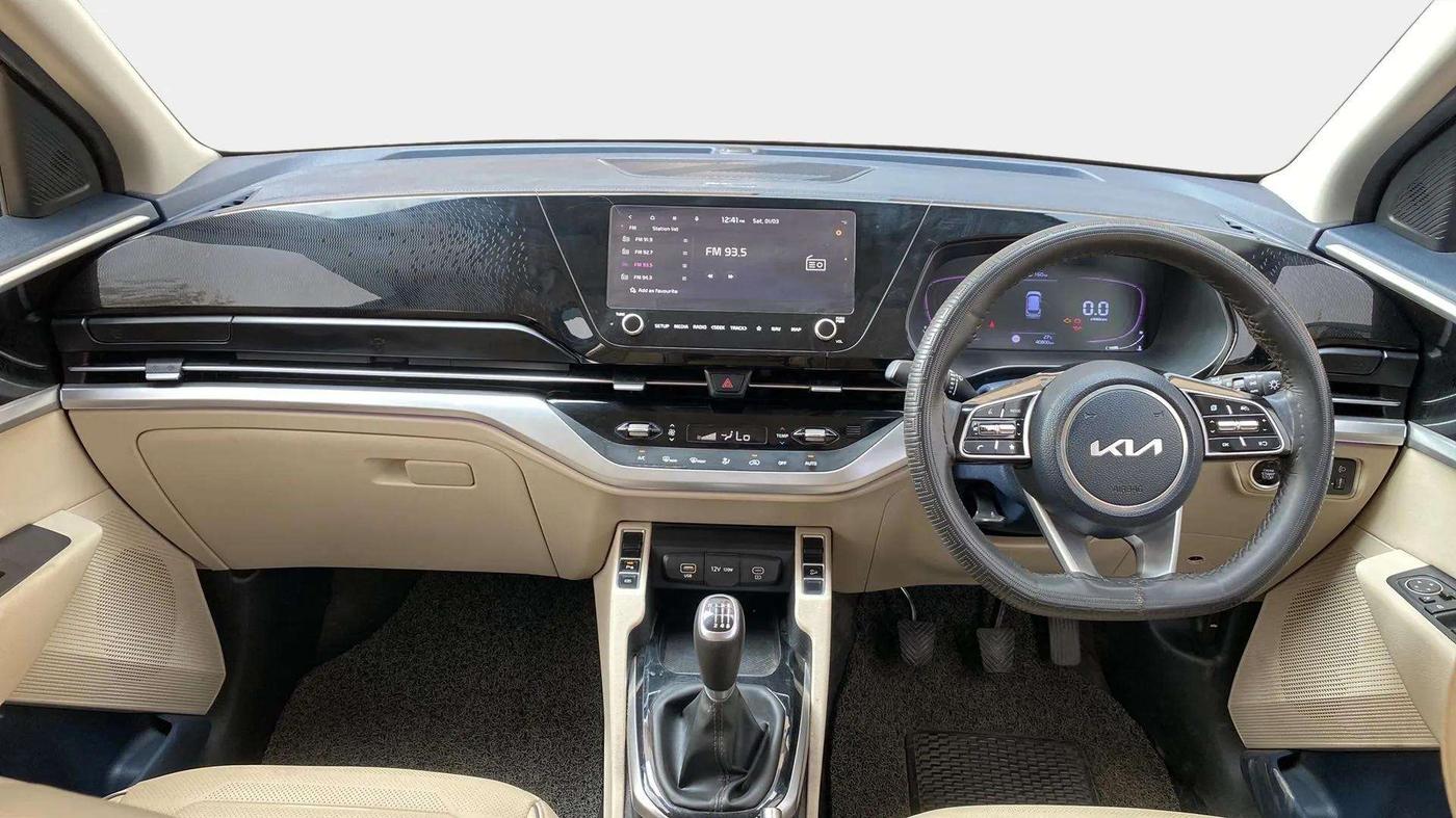 2022 KIA CARENS LUXURY 1.5 DIESEL 7 STR, Diesel, Manual, 40,966 km, Dashboard