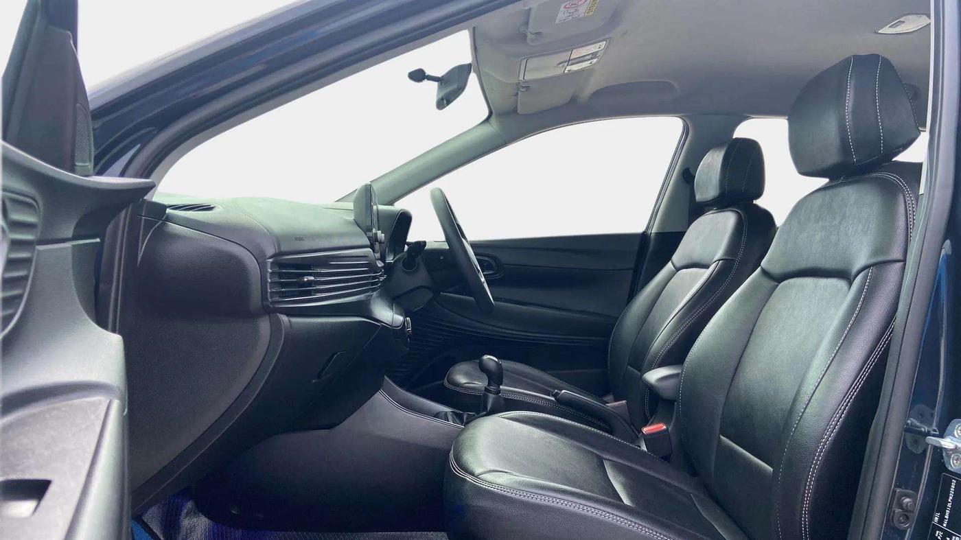 2023 Hyundai NEW I20 SPORTZ 1.2 MT, Petrol, Manual, 11,916 km, Right Side Front Door Cabin