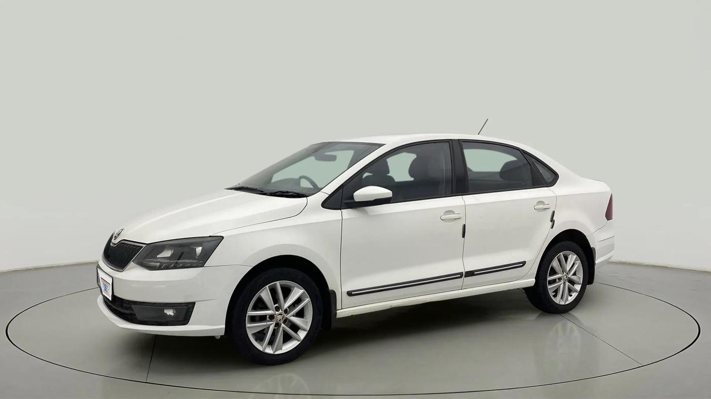2018 Skoda Rapid STYLE 1.6 MPI, Petrol, Manual, 75,846 km, Left Front Diagonal