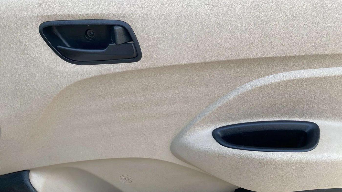 2021 Hyundai NEW SANTRO SPORTZ MT, Petrol, Manual, 9,176 km, Driver Side Door Panels Control