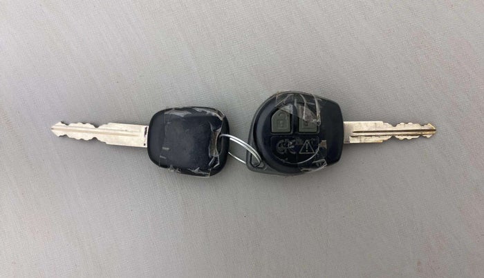 2020 Maruti S PRESSO VXI PLUS AMT, Petrol, Automatic, 52,851 km, Key Close Up