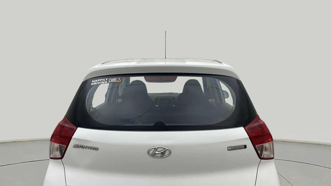 2020 Hyundai NEW SANTRO MAGNA 1.1 CORPORATE EDITION AMT, Petrol, Automatic, 24,190 km, Rear Windshield