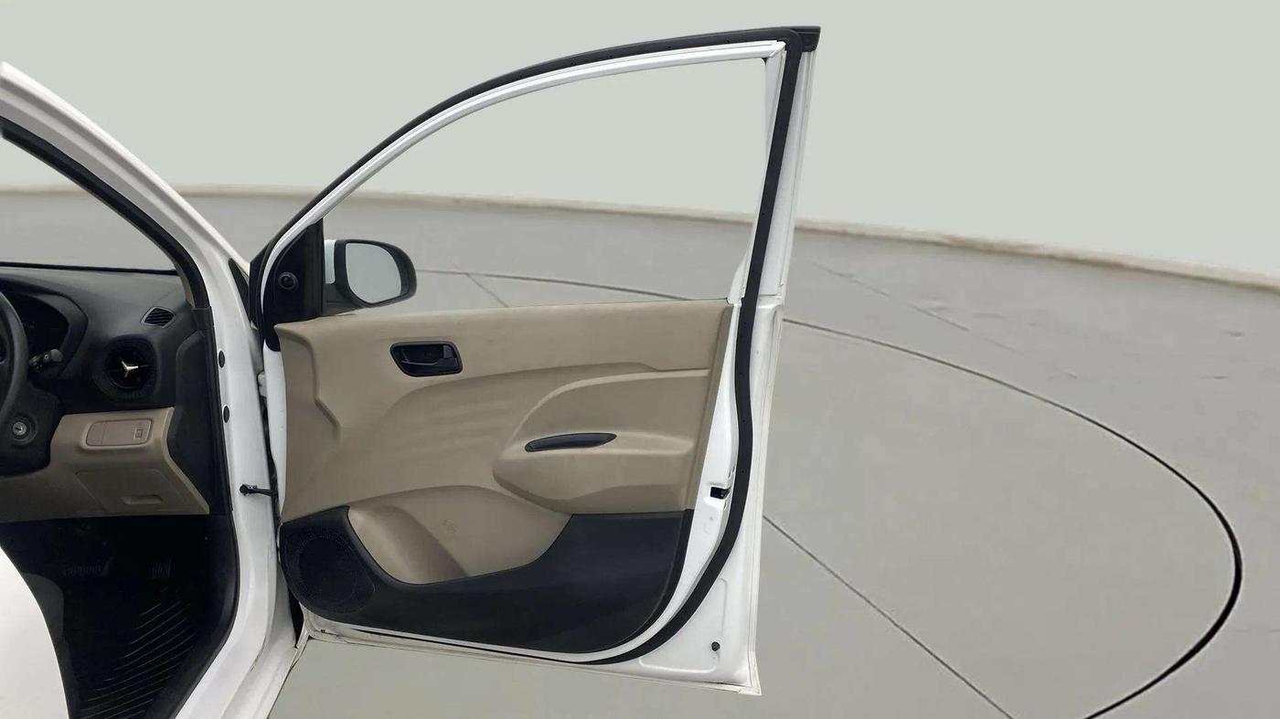 2020 Hyundai NEW SANTRO MAGNA 1.1 CORPORATE EDITION AMT, Petrol, Automatic, 24,190 km, RHS Front Door