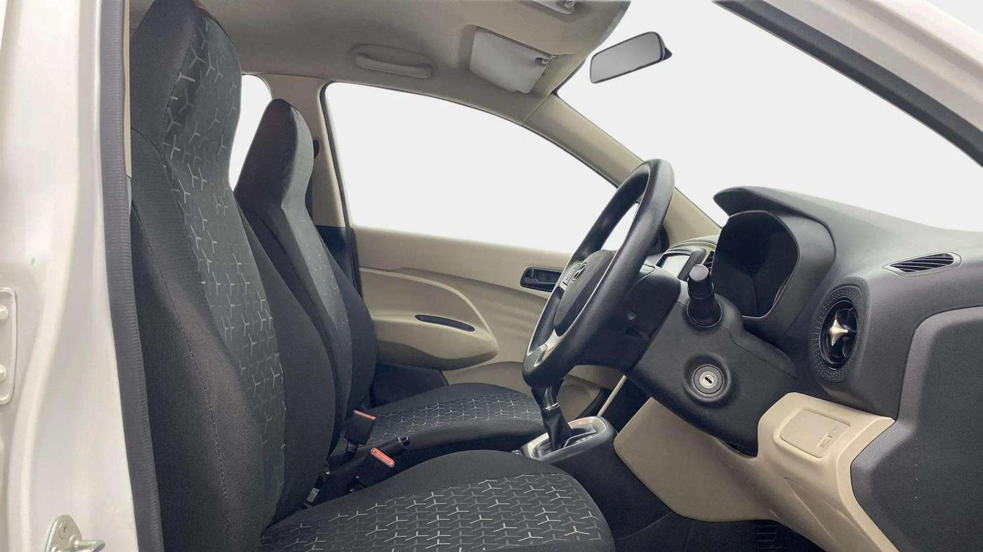 2020 Hyundai NEW SANTRO MAGNA 1.1 CORPORATE EDITION AMT, Petrol, Automatic, 24,190 km, Right Side Front Door Cabin