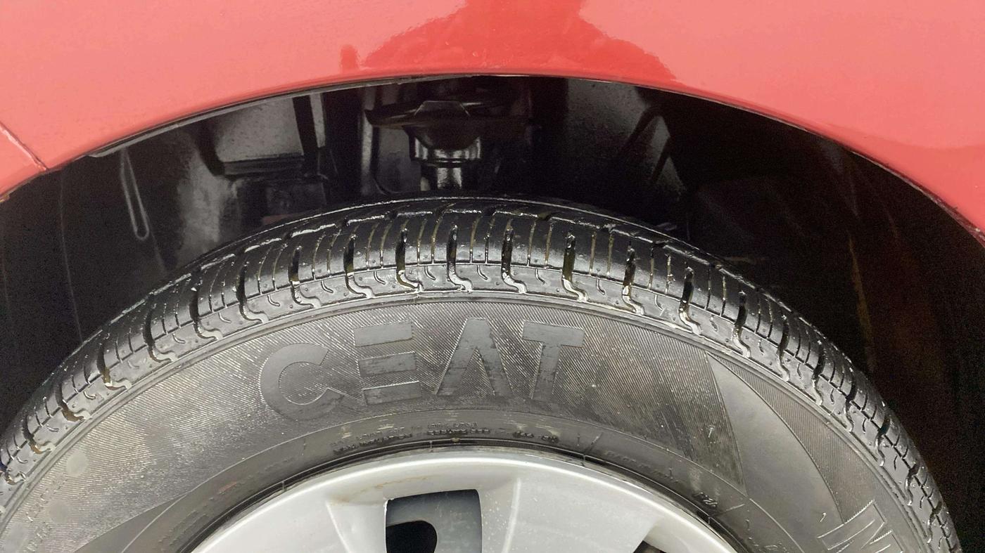 2018 Datsun Redi Go T (O), Petrol, Manual, 57,476 km, Left Front Tyre Tread