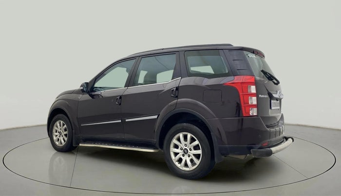 2017 Mahindra XUV500 W10, Diesel, Manual, 88,175 km, Left Back Diagonal