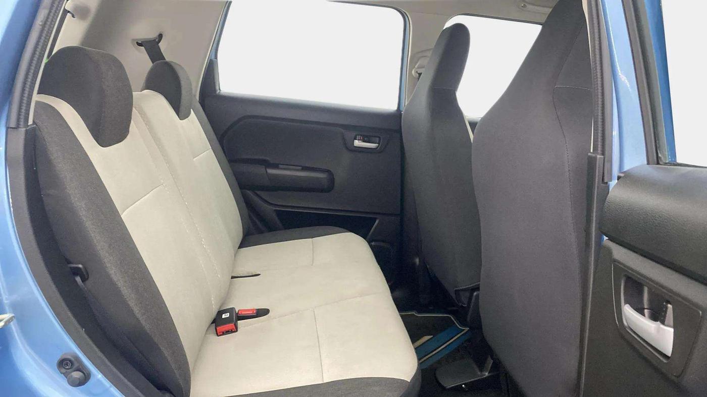 2022 Maruti New Wagon-R ZXI 1.2, Petrol, Manual, 23,361 km, Right Side Rear Door Cabin
