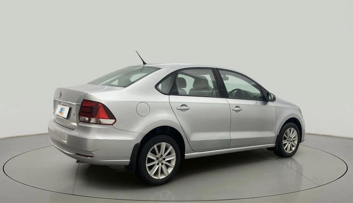 2015 Volkswagen Vento HIGHLINE 1.6 MPI, Petrol, Manual, 93,067 km, Right Back Diagonal