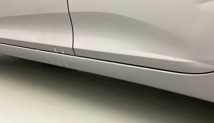 2013 Hyundai Eon MAGNA +, Petrol, Manual, 23,961 km, Left running board - Slightly dented