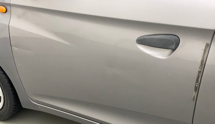 2013 Hyundai Eon MAGNA +, Petrol, Manual, 23,961 km, Front passenger door - Slightly dented