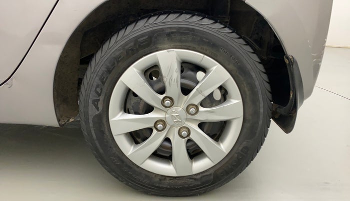 2013 Hyundai Eon MAGNA +, Petrol, Manual, 23,961 km, Left Rear Wheel