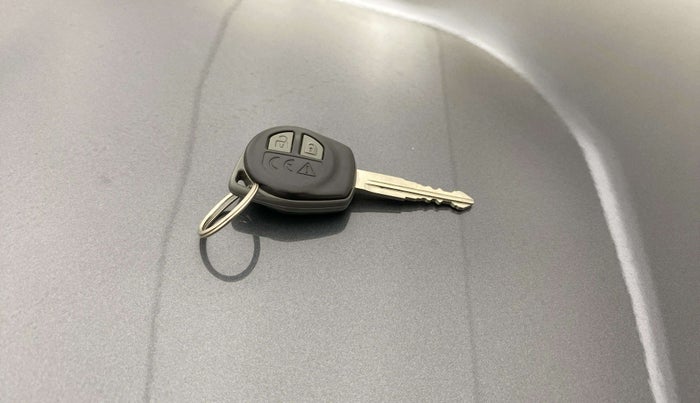 2022 Maruti Baleno SIGMA PETROL 1.2, Petrol, Manual, 8,354 km, Key Close Up
