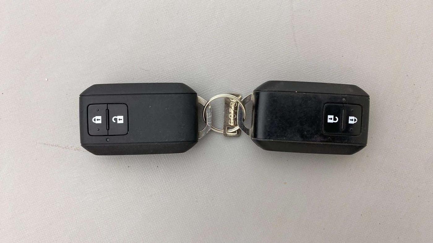 2019 Maruti Baleno ZETA PETROL 1.2, Petrol, Manual, 54,353 km, Key Close Up