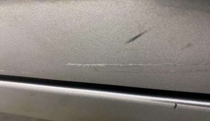 2019 Maruti Baleno ZETA PETROL 1.2, Petrol, Manual, 54,353 km, Right rear door - Minor scratches