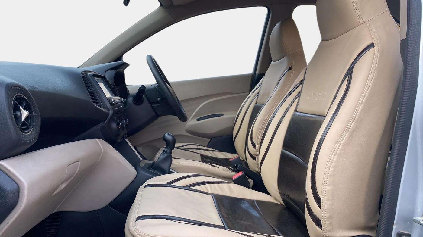 2019 Hyundai NEW SANTRO ASTA MT, Petrol, Manual, 10,125 km, Right Side Front Door Cabin