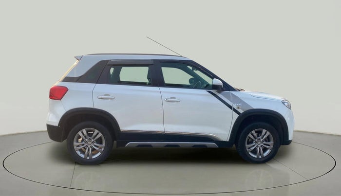 2017 Maruti Vitara Brezza ZDI, Diesel, Manual, 77,450 km, Right Side View