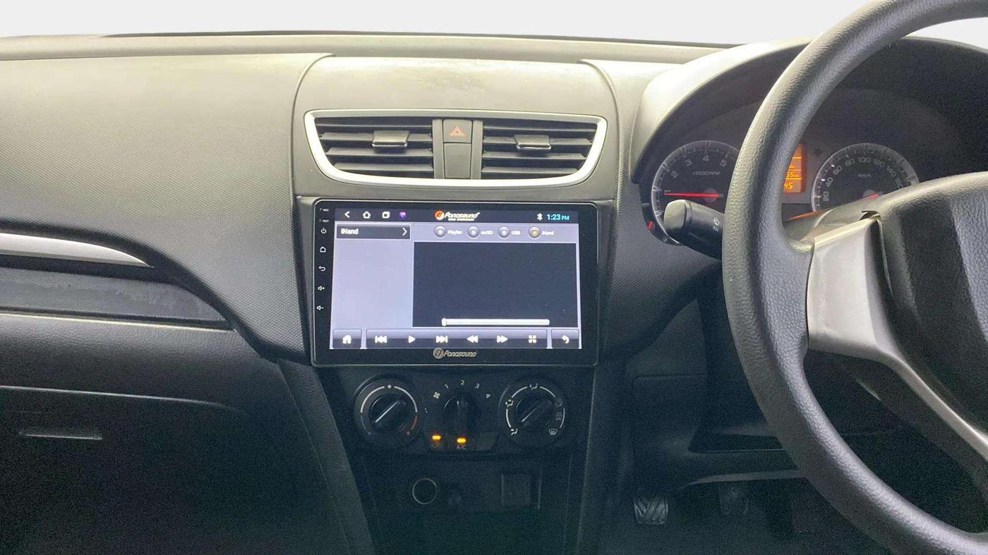 2015 Maruti Swift VXI, Petrol, Manual, 69,965 km, Air Conditioner