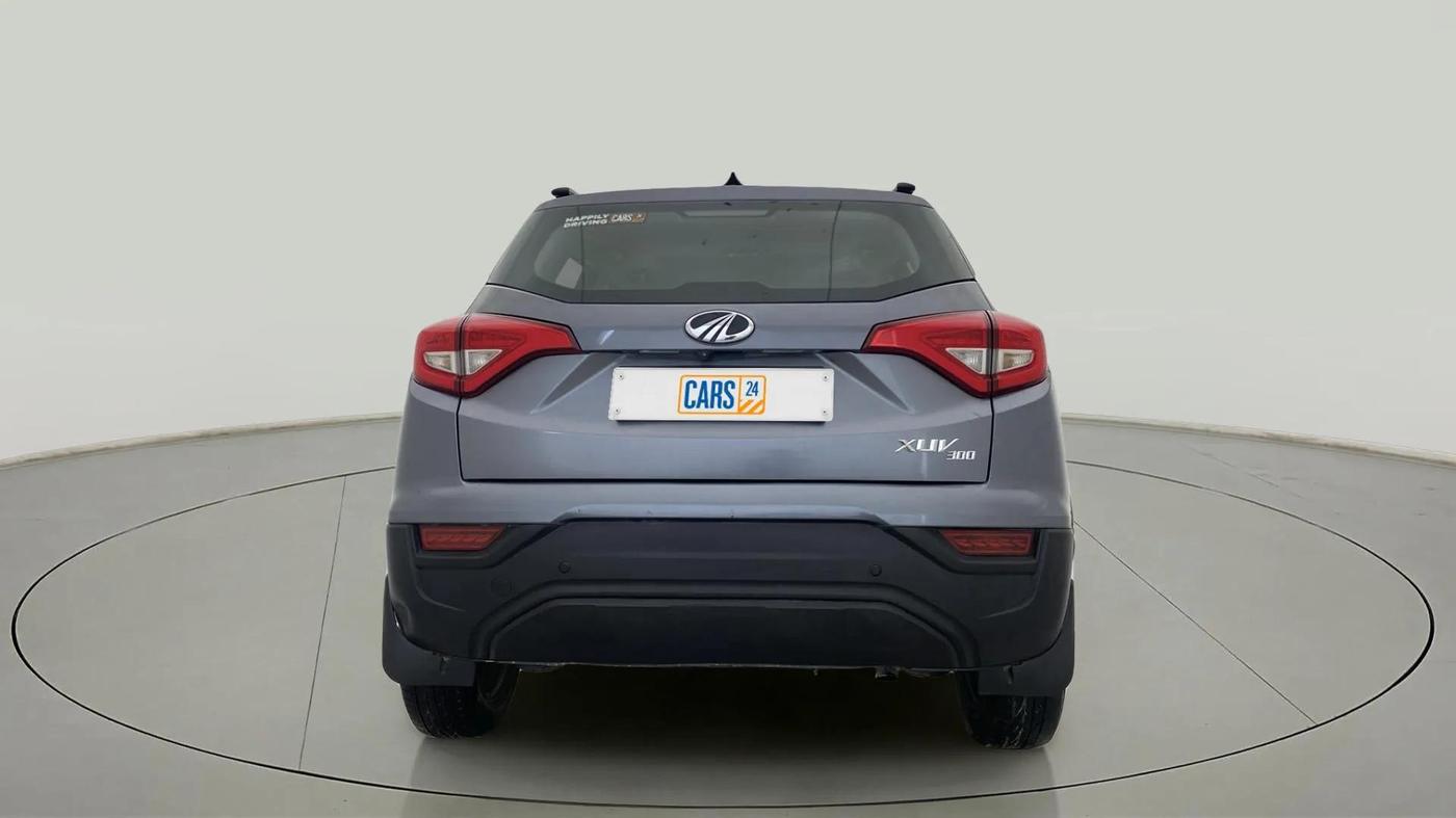 2022 Mahindra XUV300 W6 1.5 Sunroof Diesel, Diesel, Manual, 64,038 km, Back/Rear