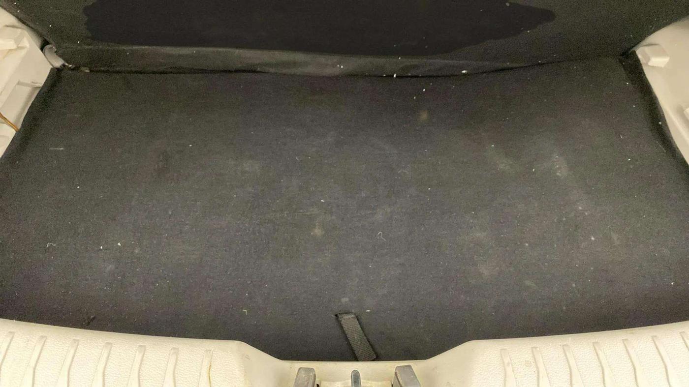 2022 Mahindra XUV300 W6 1.5 Sunroof Diesel, Diesel, Manual, 64,038 km, Boot Open Zoomed View