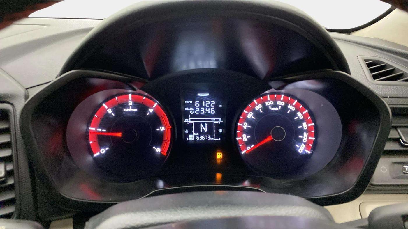 2022 Mahindra XUV300 W6 1.5 Sunroof Diesel, Diesel, Manual, 64,038 km, Odometer Image