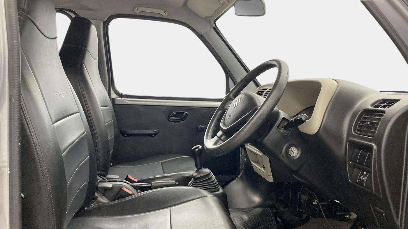 2021 Maruti Eeco 7 STR, Petrol, Manual, 15,131 km, Right Side Front Door Cabin