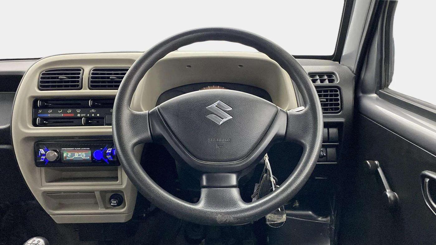 2021 Maruti Eeco 7 STR, Petrol, Manual, 15,131 km, Steering Wheel Close Up