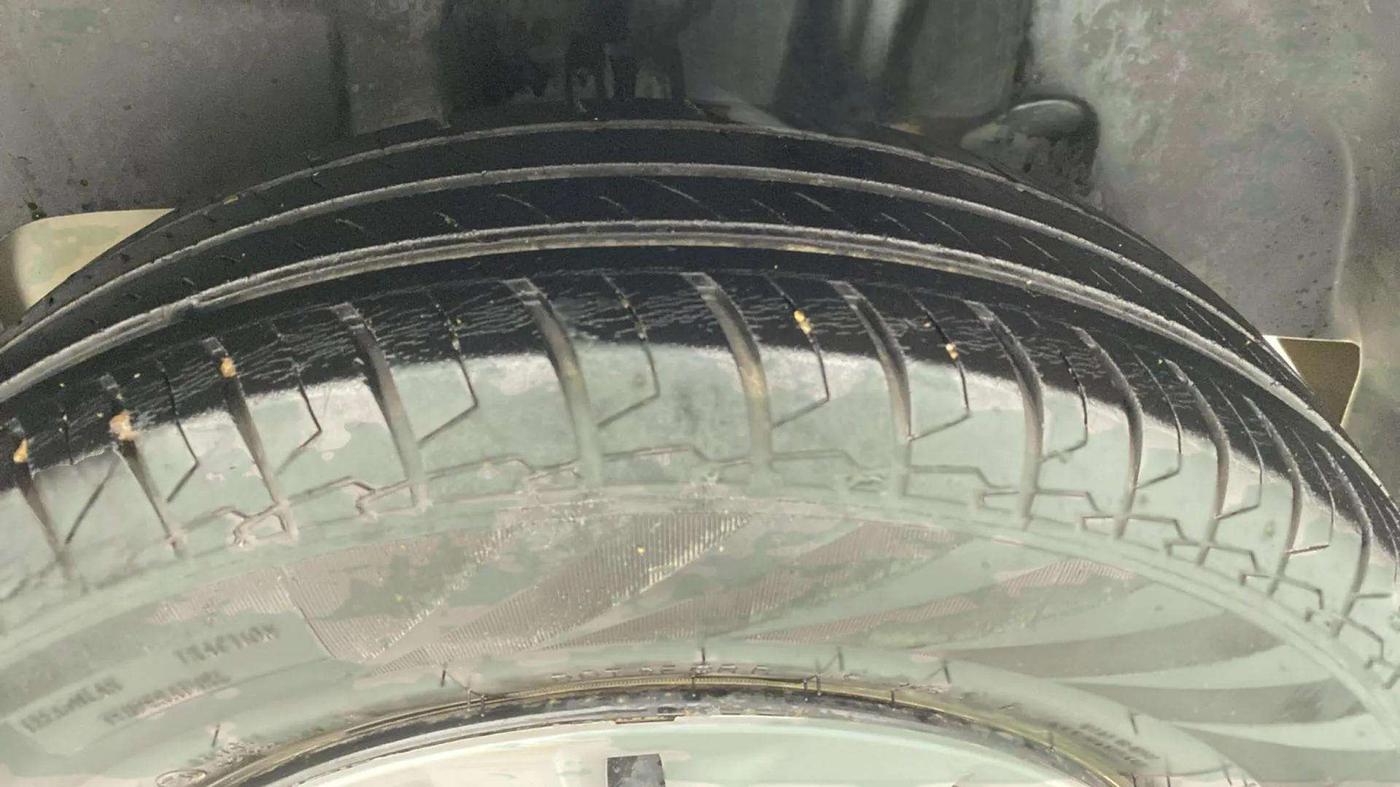 2021 Maruti Swift VXI, Petrol, Manual, 49,240 km, Left Rear Tyre Tread