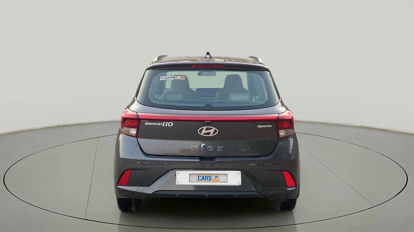 2024 Hyundai GRAND I10 NIOS SPORTZ 1.2 KAPPA VTVT, Petrol, Manual, 13,542 km, Back/Rear