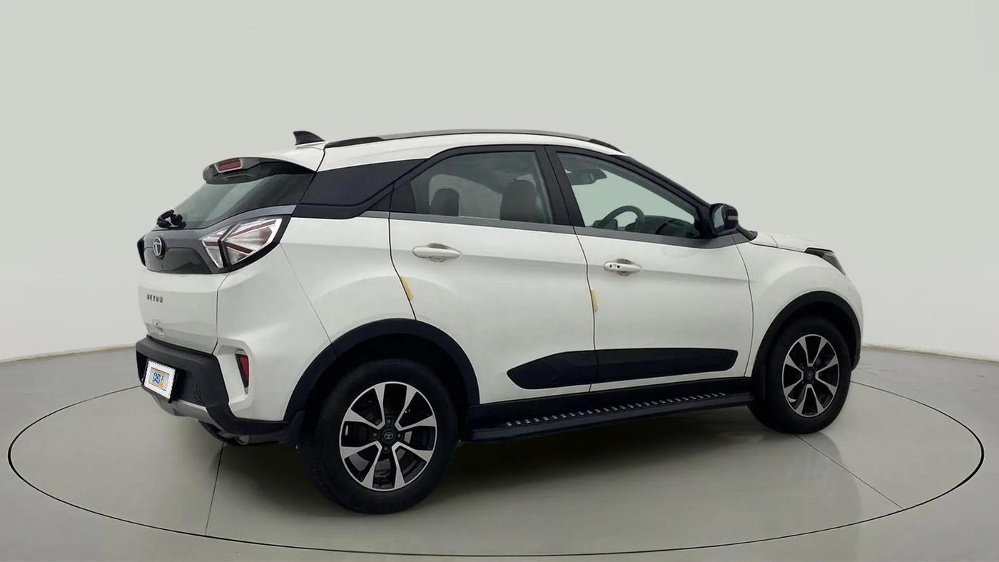2021 Tata NEXON XZA PLUS (O) PETROL, Petrol, Automatic, 32,213 km, Right Back Diagonal