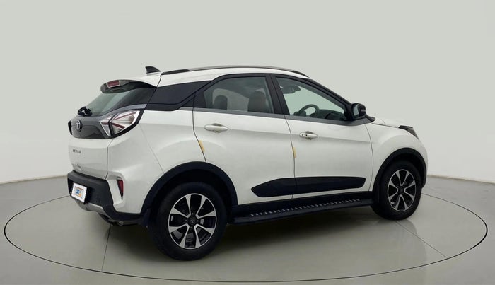 2021 Tata NEXON XZA PLUS (O) PETROL, Petrol, Automatic, 32,098 km, Right Back Diagonal