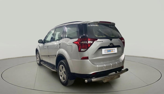 2018 Mahindra XUV500 W7, Diesel, Manual, 80,000 km, Left Back Diagonal