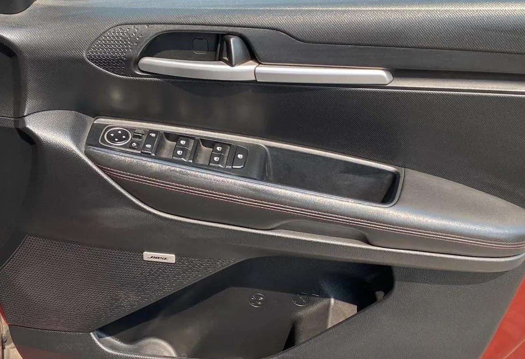 2020 KIA SONET GTX PLUS 1.0 IMT, Petrol, Manual, 29,323 km, Driver Side Door Panels Control