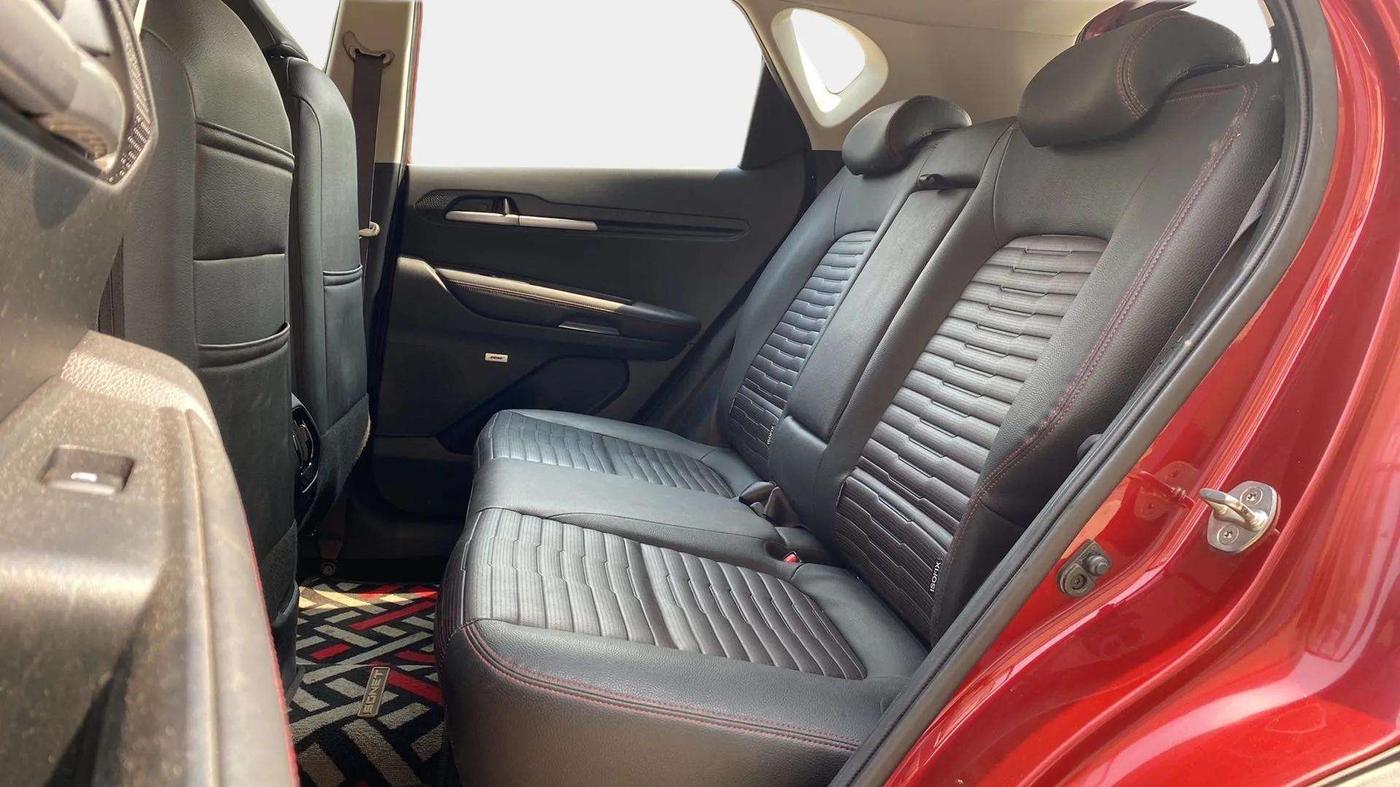 2020 KIA SONET GTX PLUS 1.0 IMT, Petrol, Manual, 29,323 km, Right Side Rear Door Cabin