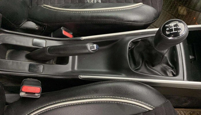 2018 Maruti Baleno ALPHA PETROL 1.2, Petrol, Manual, 70,087 km, Gear Lever