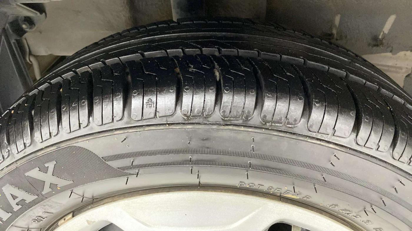 2017 Tata Tiago XTA PETROL, Petrol, Automatic, 41,575 km, Right Rear Tyre Tread