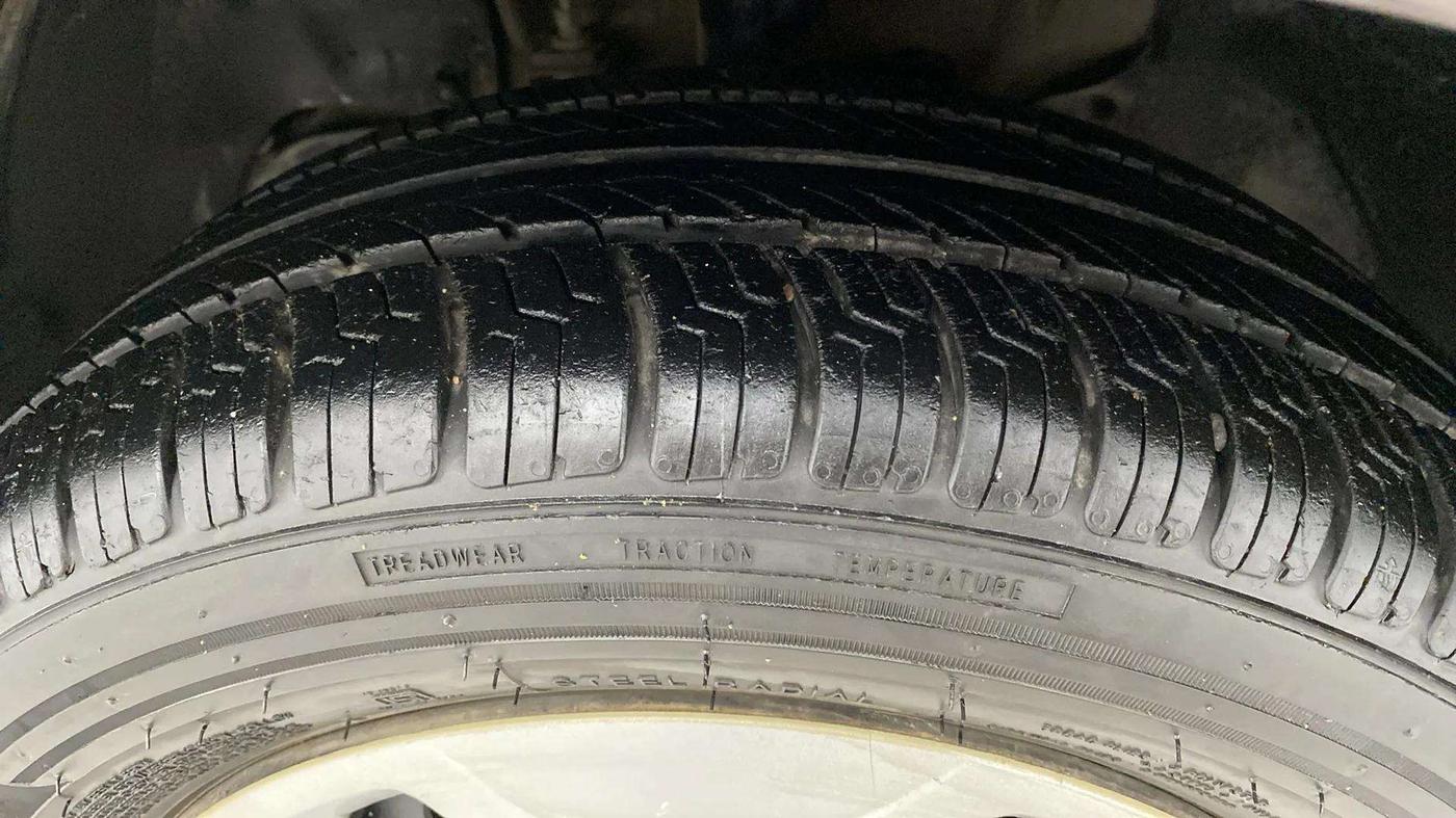 2017 Tata Tiago XTA PETROL, Petrol, Automatic, 41,575 km, Left Front Tyre Tread