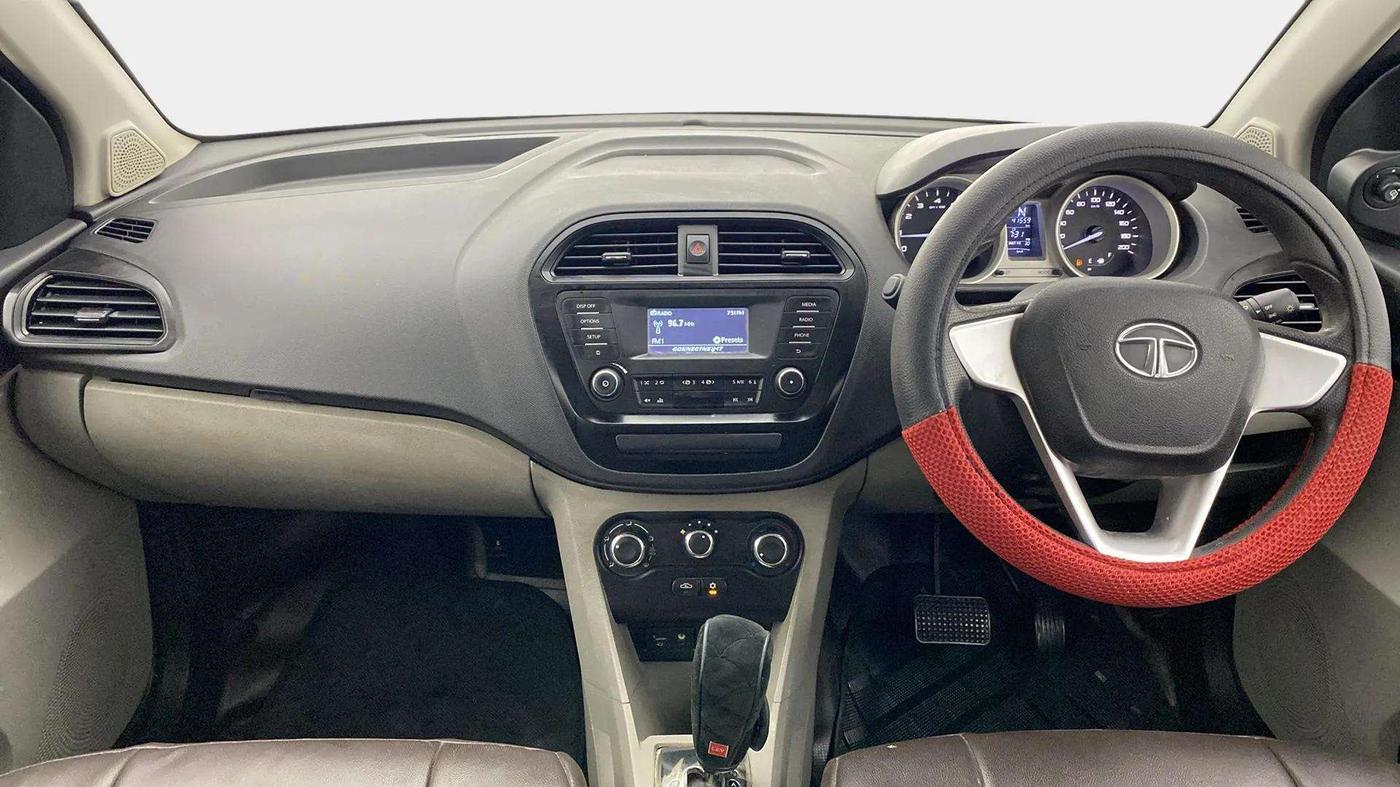 2017 Tata Tiago XTA PETROL, Petrol, Automatic, 41,575 km, Dashboard