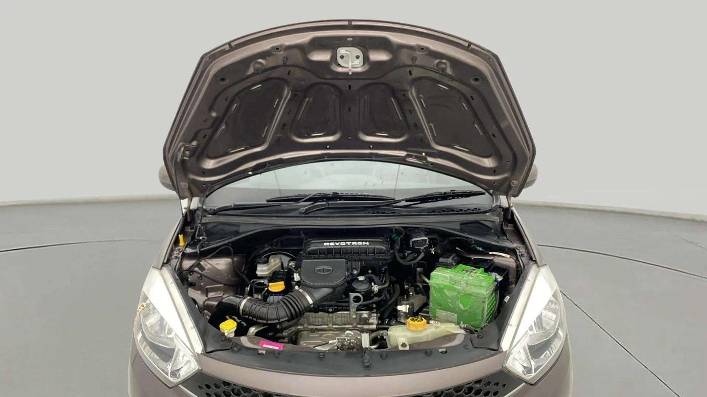 2017 Tata Tiago XTA PETROL, Petrol, Automatic, 41,575 km, Open Bonet