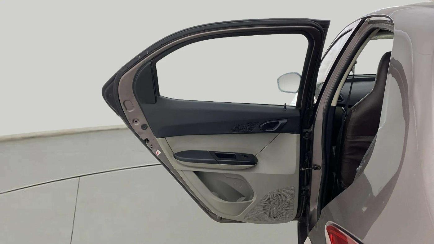 2017 Tata Tiago XTA PETROL, Petrol, Automatic, 41,575 km, LHS Rear Door
