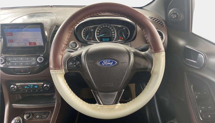 2018 Ford FREESTYLE TITANIUM 1.2 PETROL, Petrol, Manual, 65,172 km, Steering Wheel Close Up