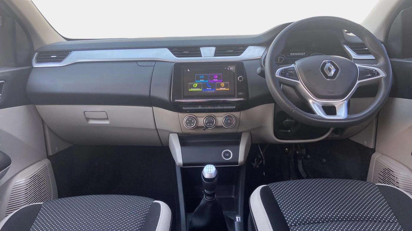2021 Renault TRIBER RXZ, Petrol, Manual, 39,134 km, Dashboard