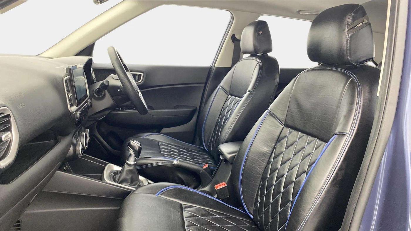 2022 Hyundai VENUE SX 1.5 (O) EXECUTIVE CRDI, Diesel, Manual, 63,125 km, Right Side Front Door Cabin