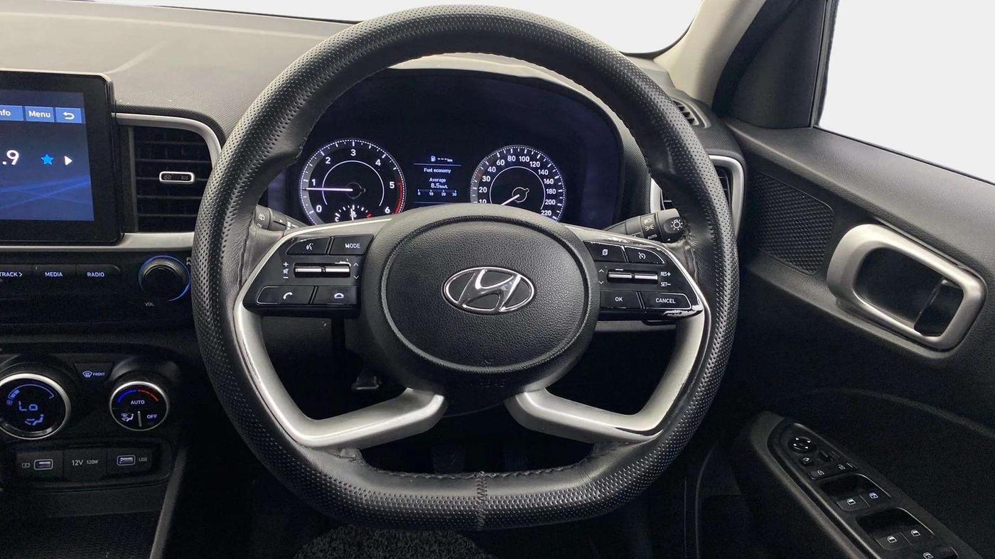 2022 Hyundai VENUE SX 1.5 (O) EXECUTIVE CRDI, Diesel, Manual, 63,125 km, Steering Wheel Close Up