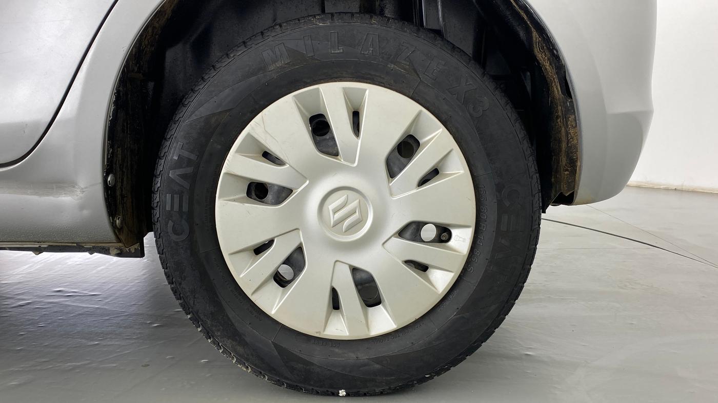 2014 Maruti Swift VXI, Petrol, Manual, 61,823 km, Left Rear Wheel