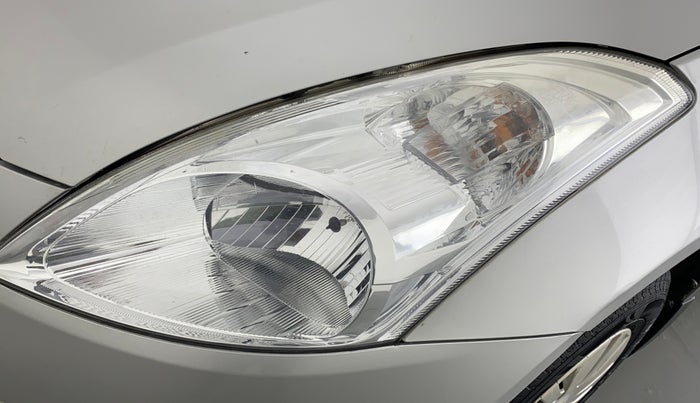 2014 Maruti Swift VXI, Petrol, Manual, 61,823 km, Left headlight - Minor scratches