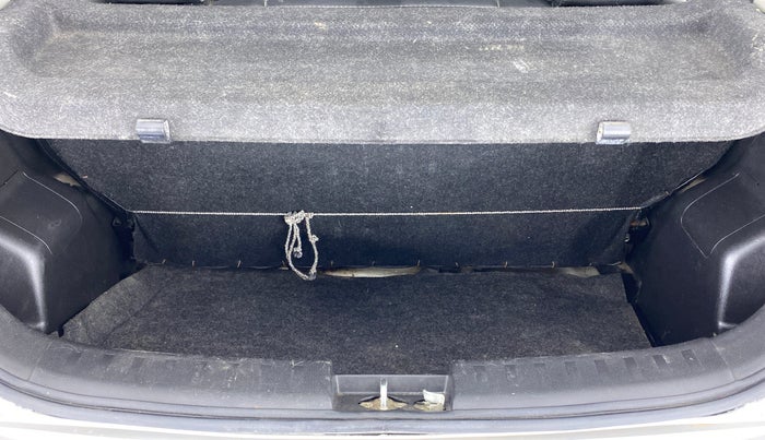 2014 Maruti Swift VXI, Petrol, Manual, 61,823 km, Boot Inside
