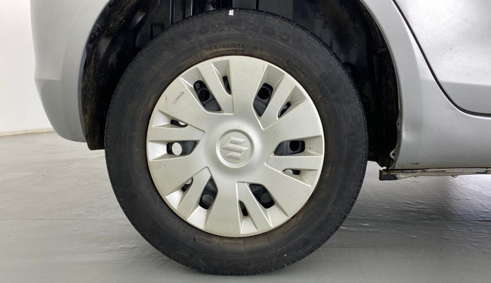 2014 Maruti Swift VXI, Petrol, Manual, 61,823 km, Right Rear Wheel