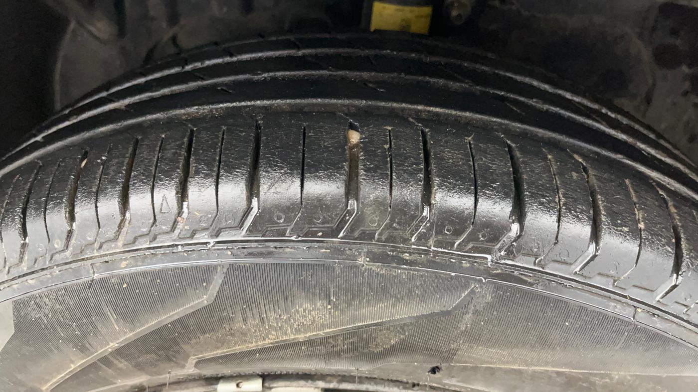 2014 Ford Ecosport AMBIENTE 1.5L PETROL, Petrol, Manual, 65,291 km, Left Front Tyre Tread