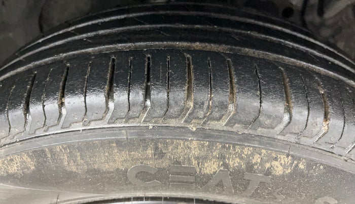 2014 Ford Ecosport AMBIENTE 1.5L PETROL, Petrol, Manual, 65,240 km, Right Front Tyre Tread